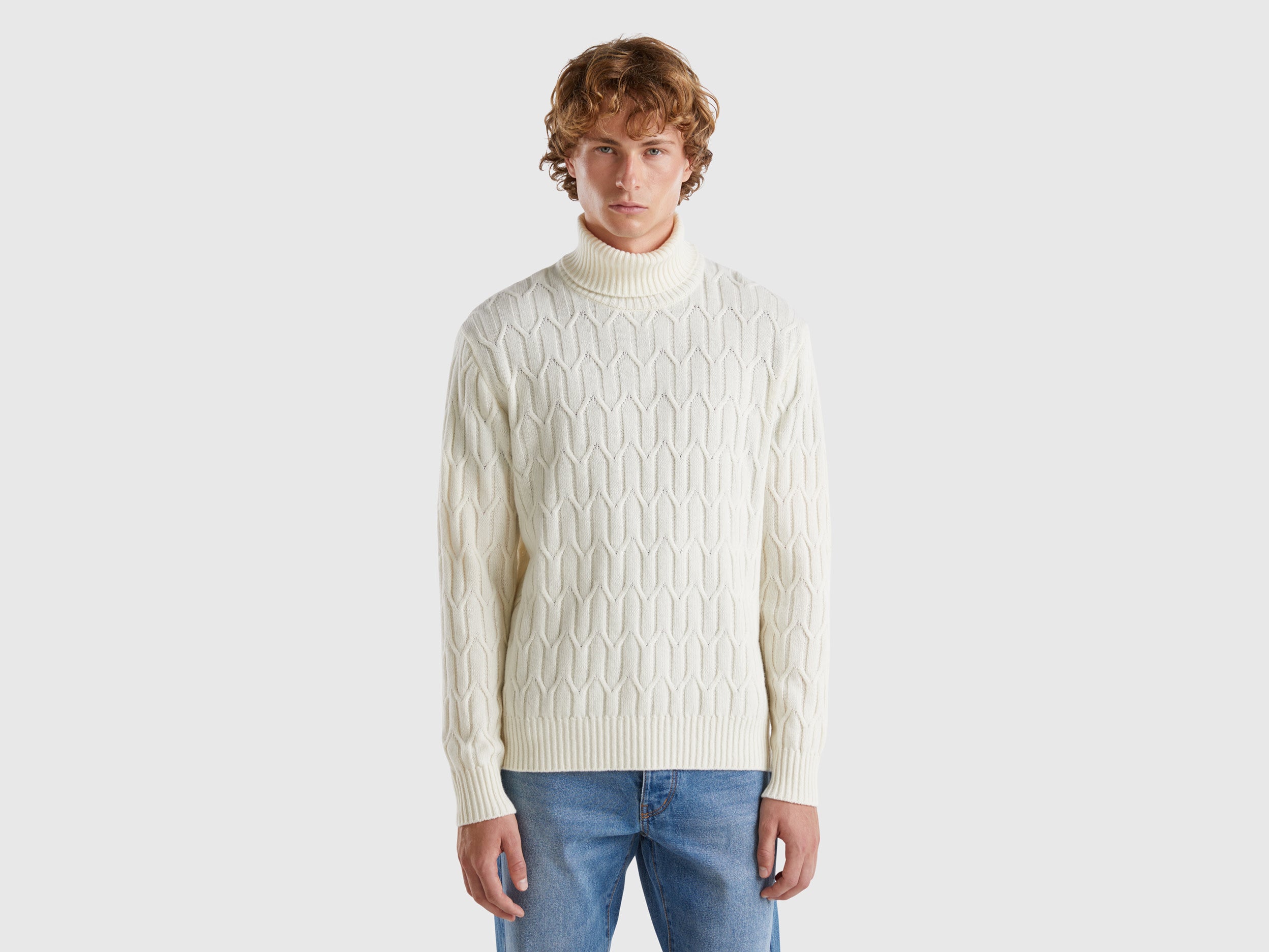 Regular Fit Turtle Neck Textured Sweater