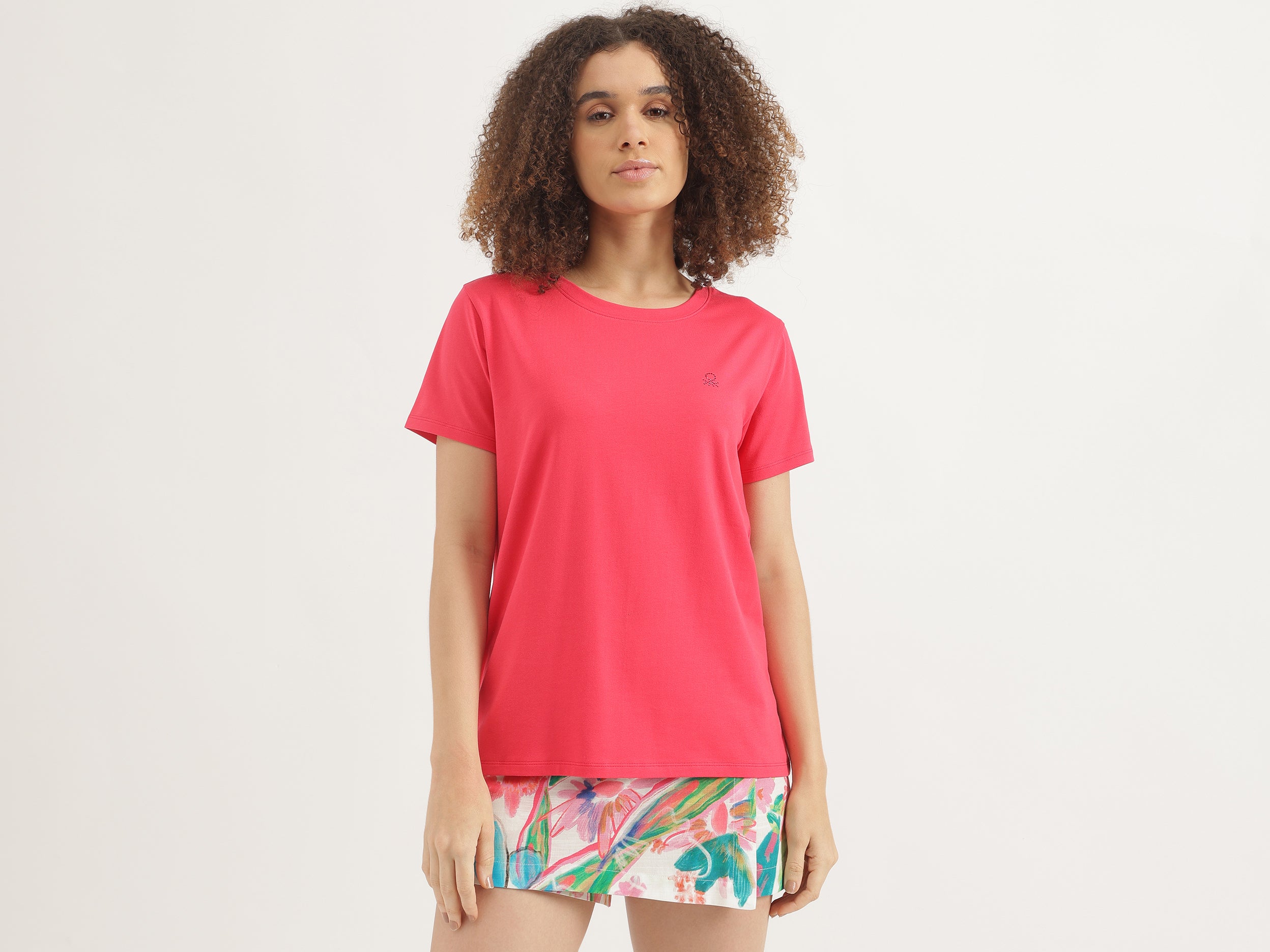 United Colors Of Benetton T-Shirt Donna | Collezione Autunno Inverno 2025, Design Moderno, Vestibilità Comoda, Cotone