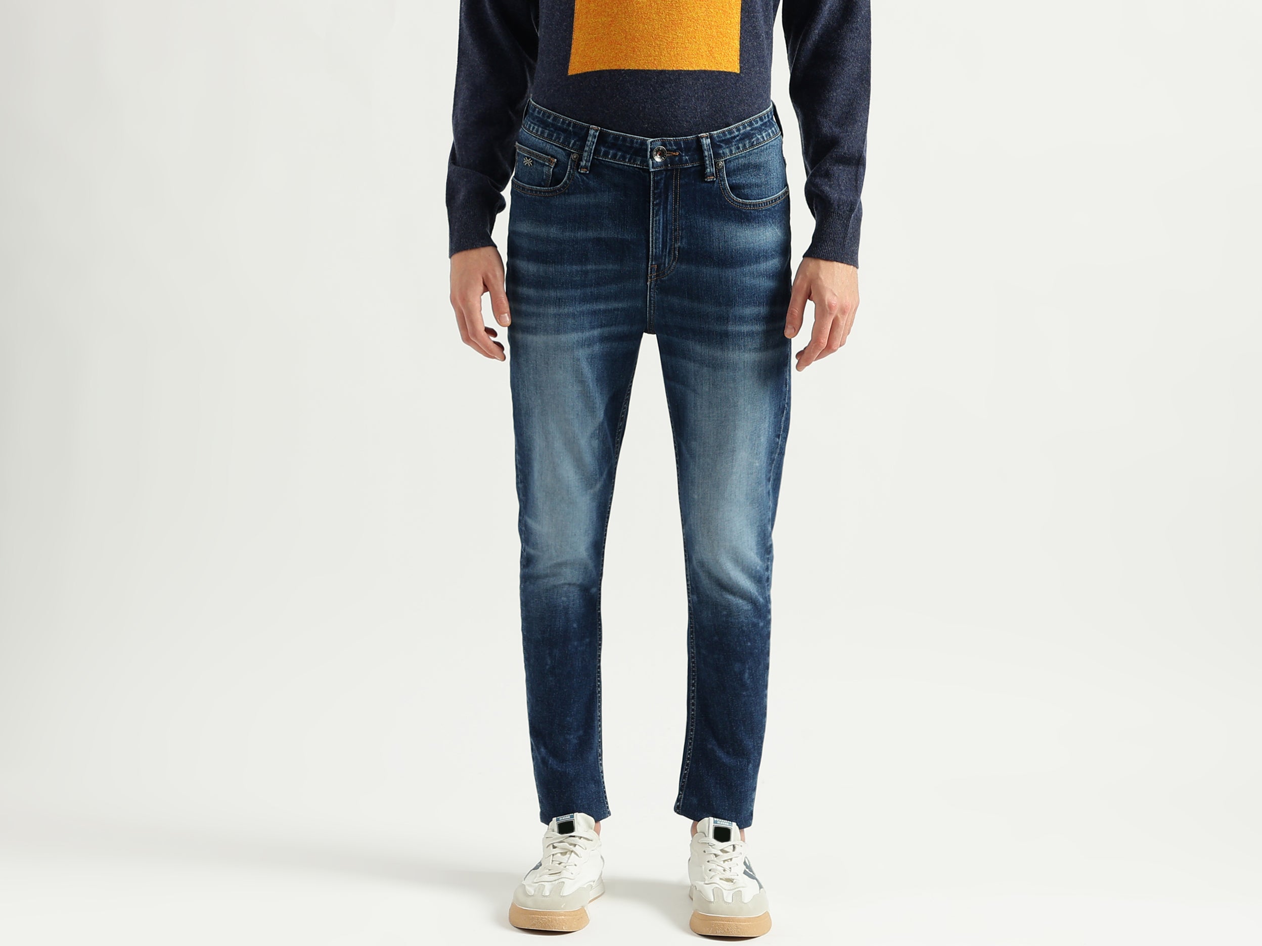 Men's Solid Carrot Fit Jeans – United Colors of Benetton Store