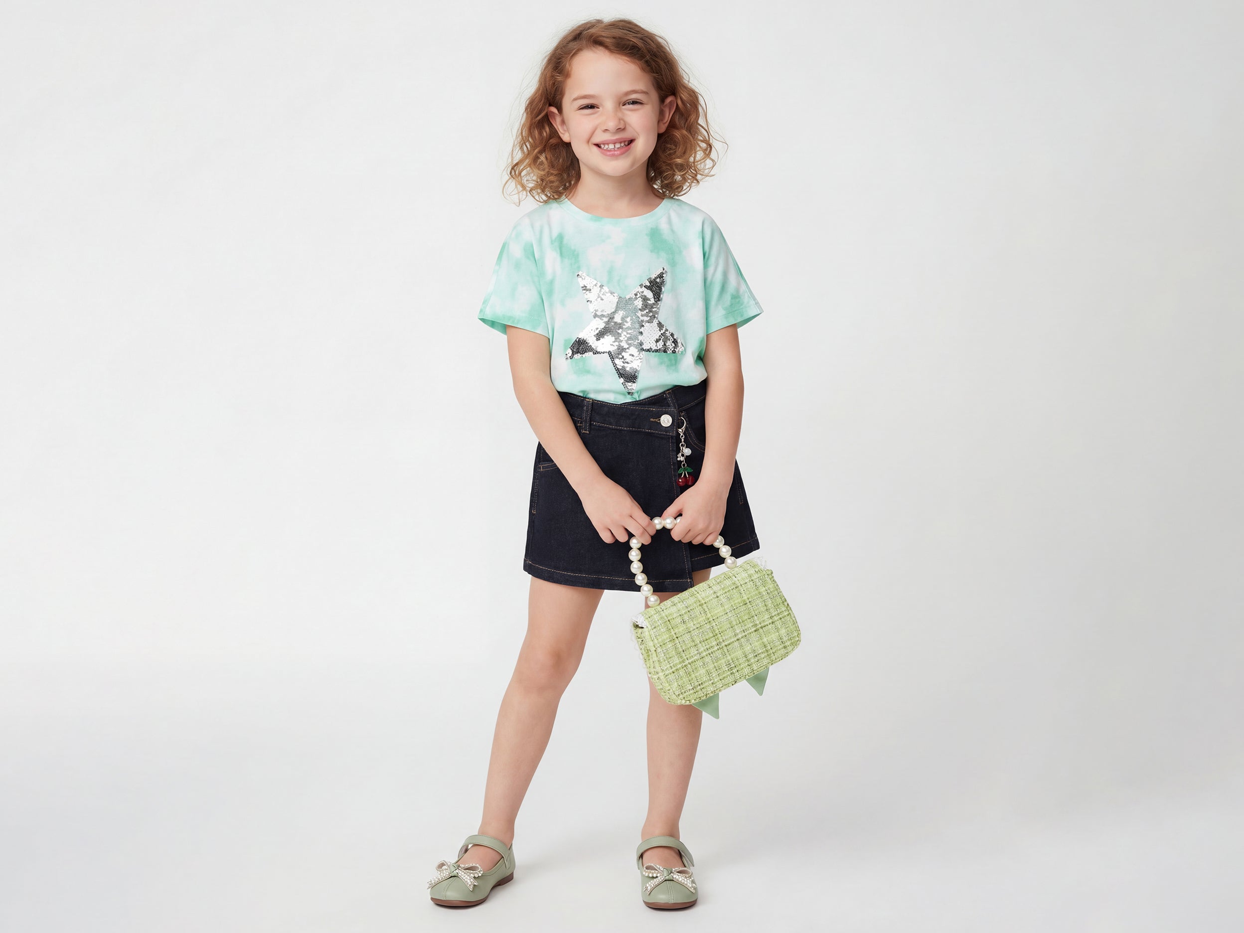 Girls Regular Fit Mid Rise Solid Skorts
