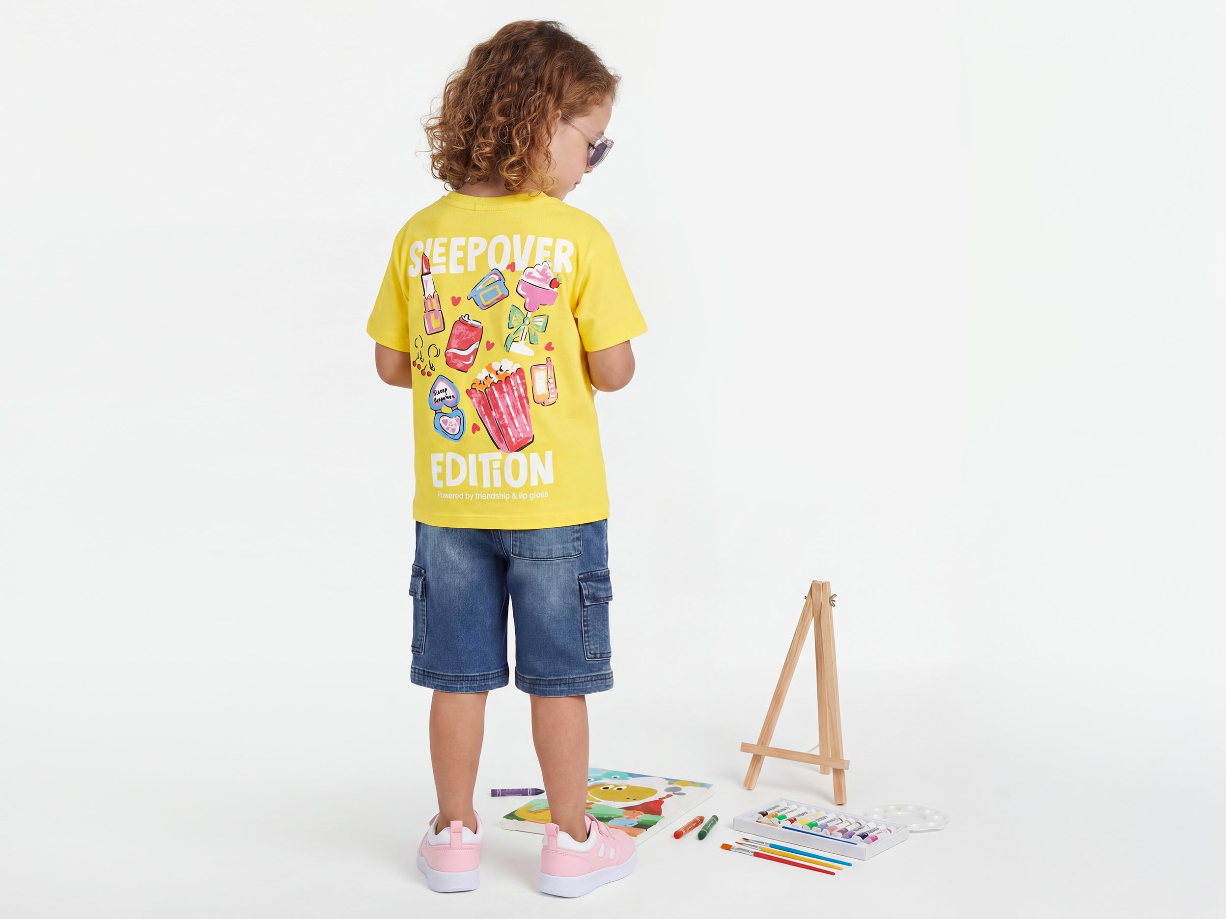Girls Longline Fit Round Neck Graphic Print T-Shirt