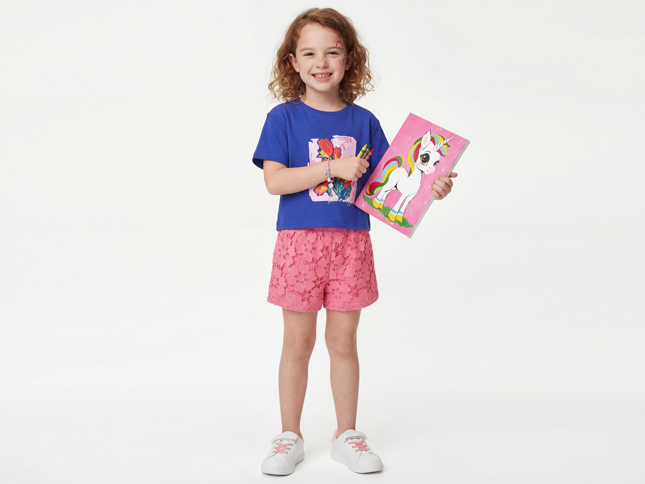 Girls Cropped Fit Round Neck Graphic Print T-Shirt