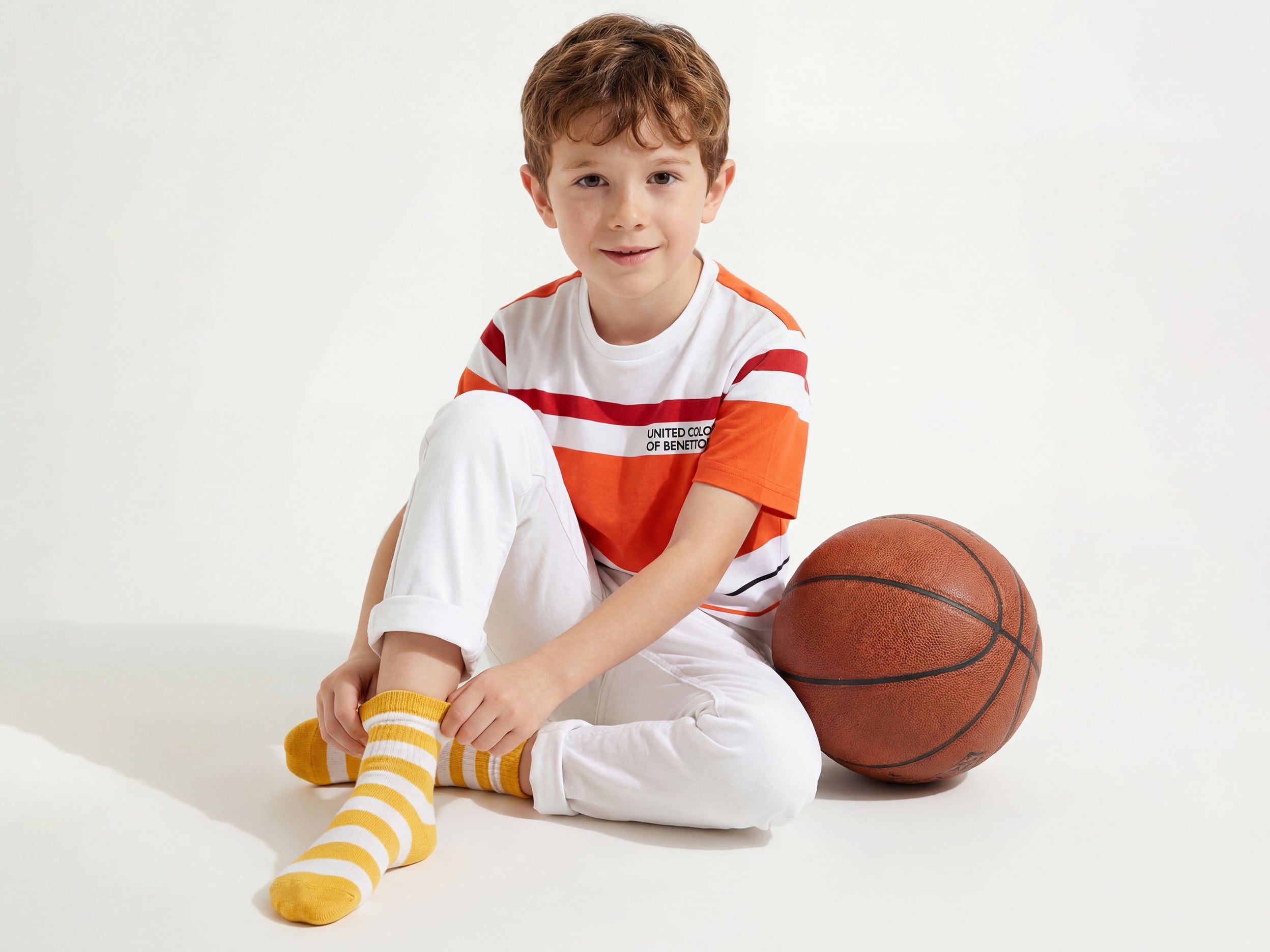 Boys Slim Fit Solid Mid Rise Jeans