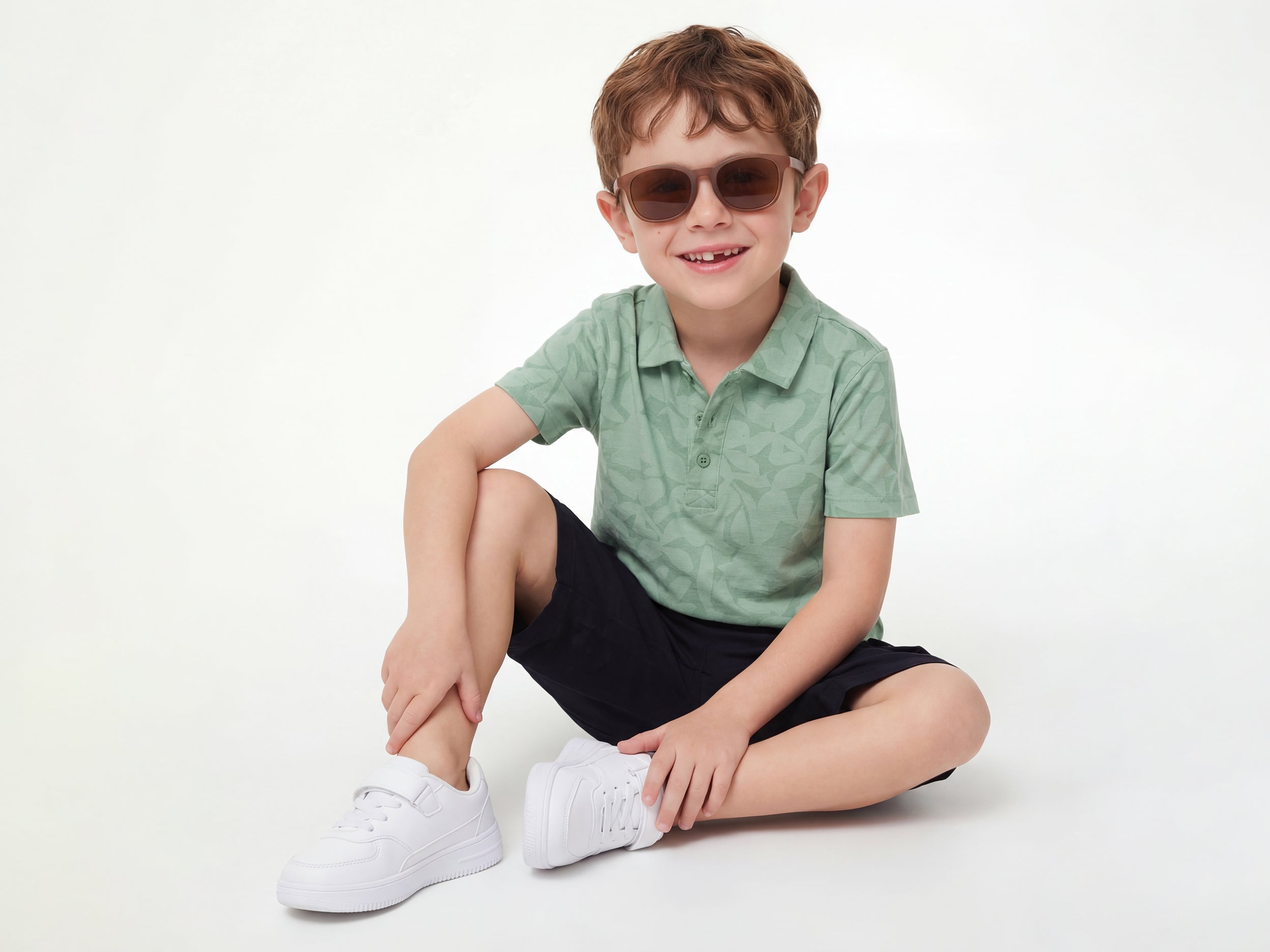Boys Solid Regular Fit Cargo Shorts