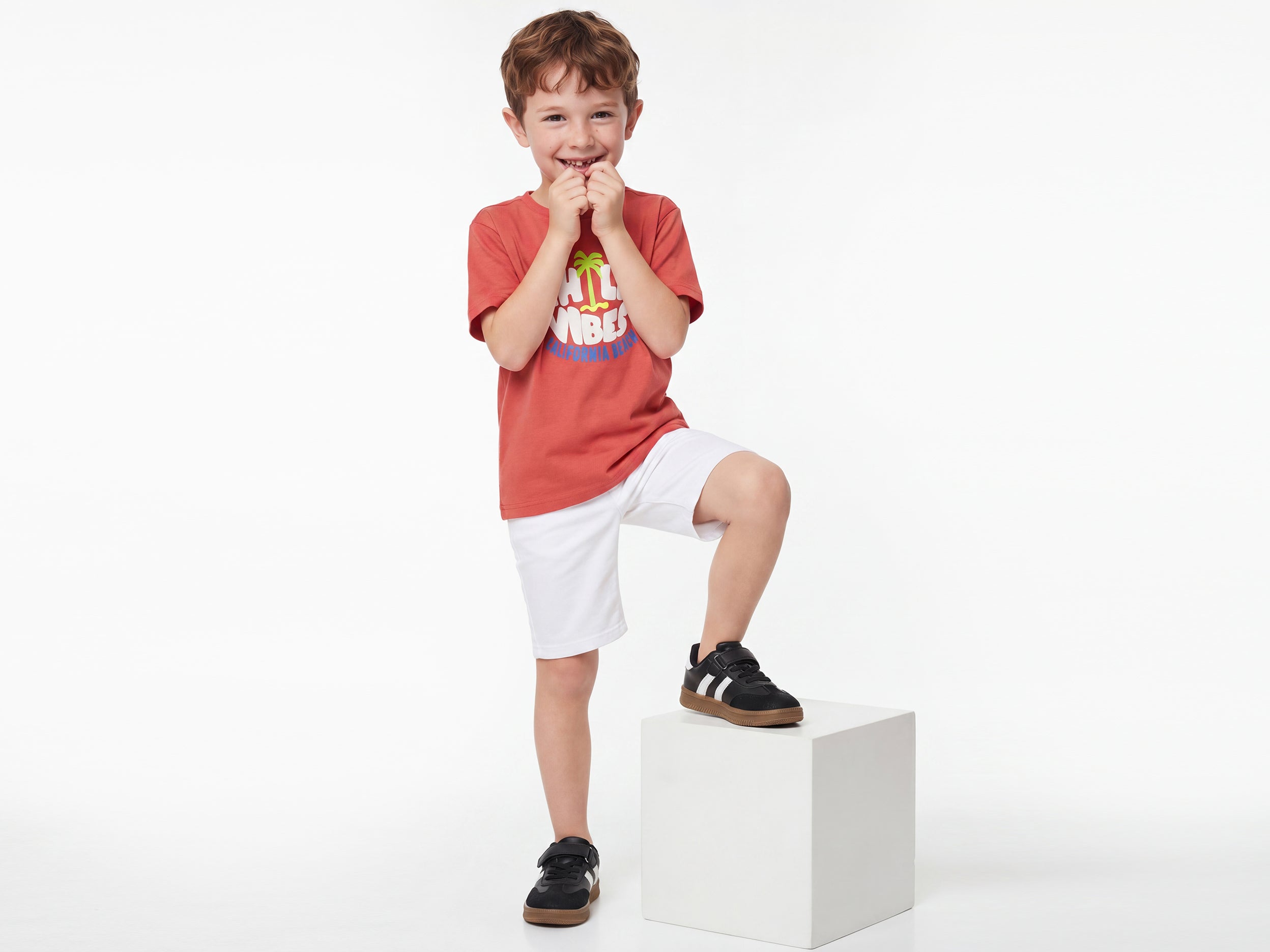 Boys Relaxed Fit Round Neck Printed T-Shirt