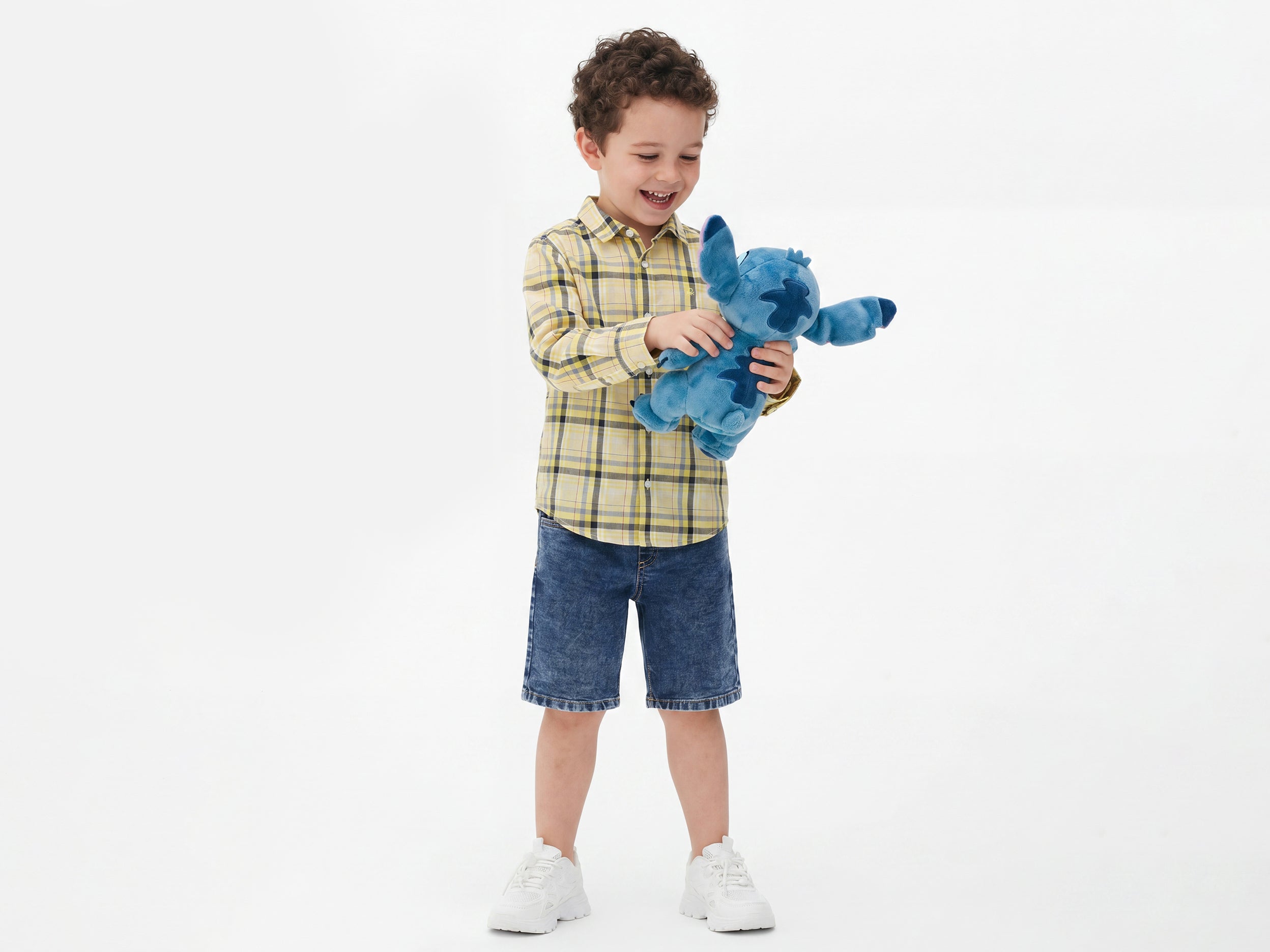 Boys Regular Fit Spread Checkered Casual Shirt