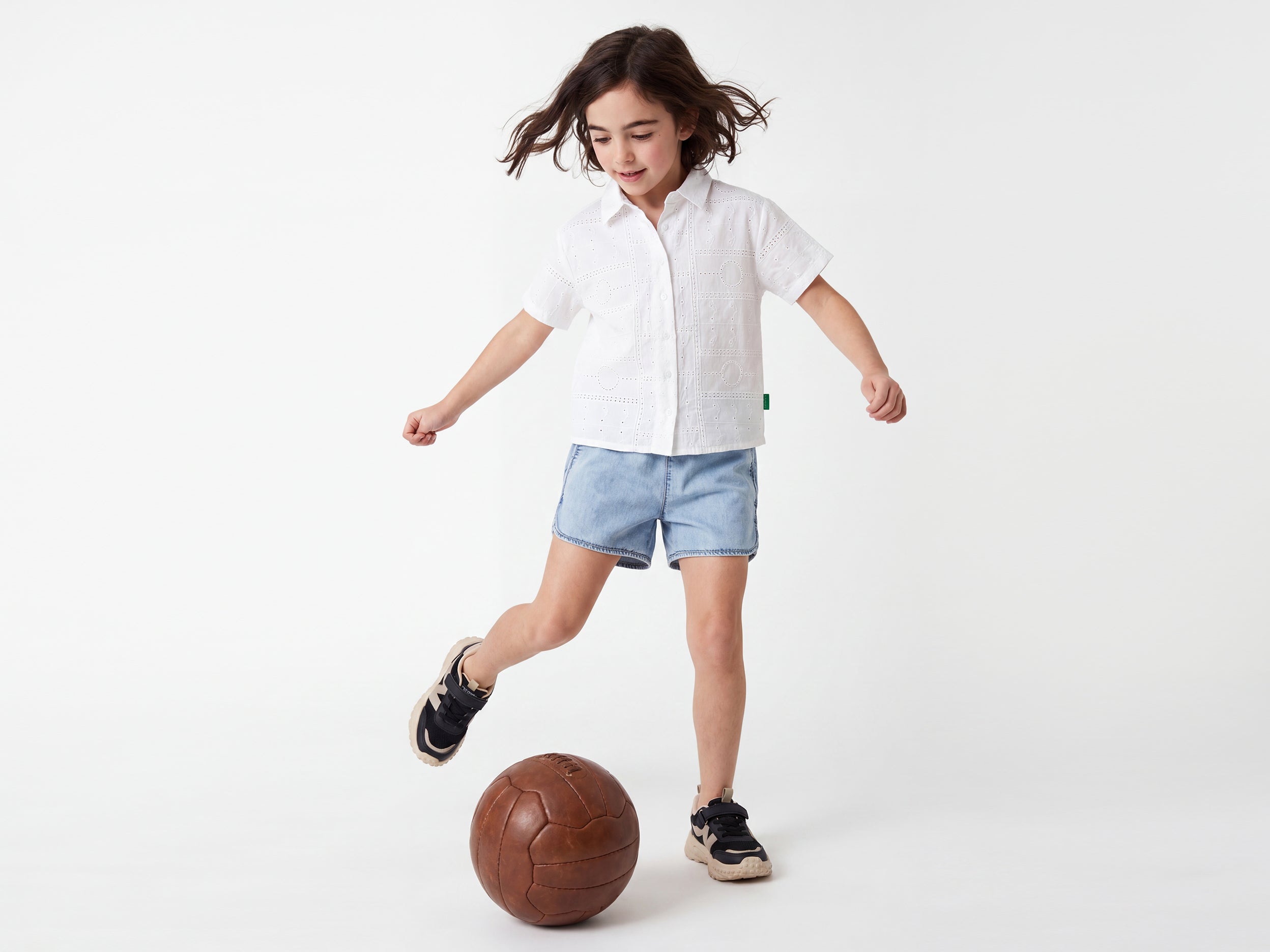 Girls Boxy Fit Spread Collar Schiffli Embroidery Shirt