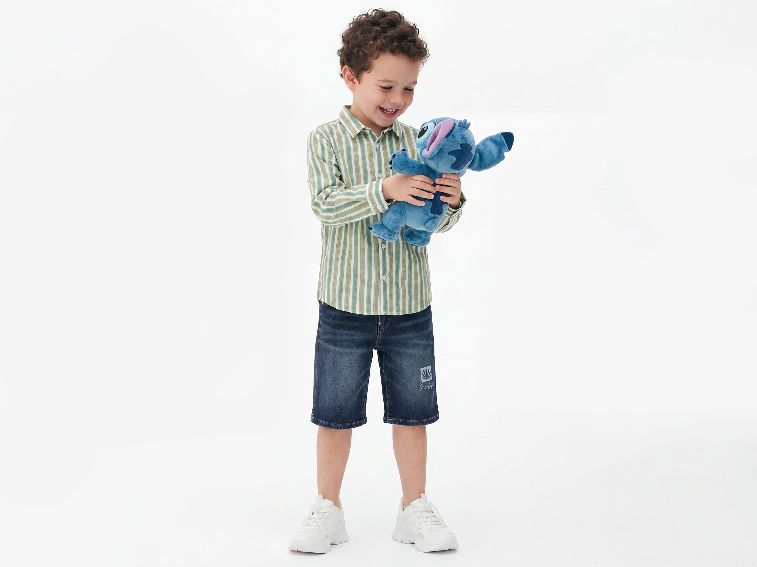 Boys Regular Fit Spread Collar Stripes Shirt