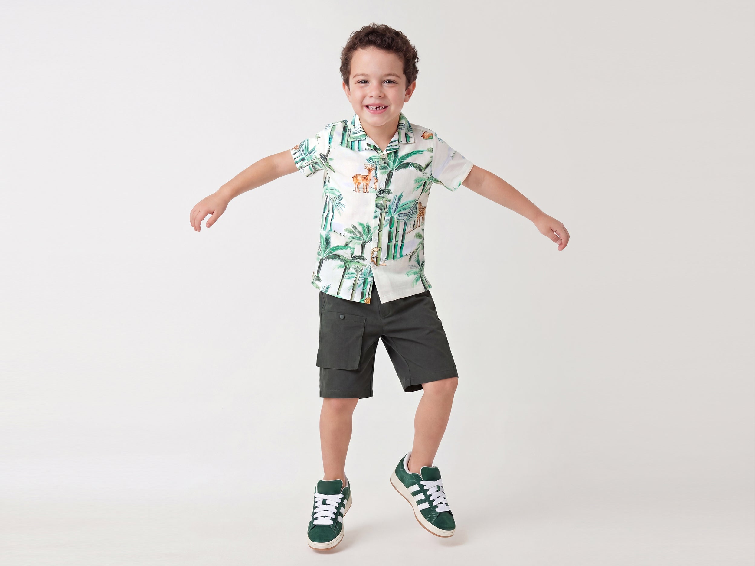 Boys Regular Fit Resort Collar Tropical Print Casual Shirt