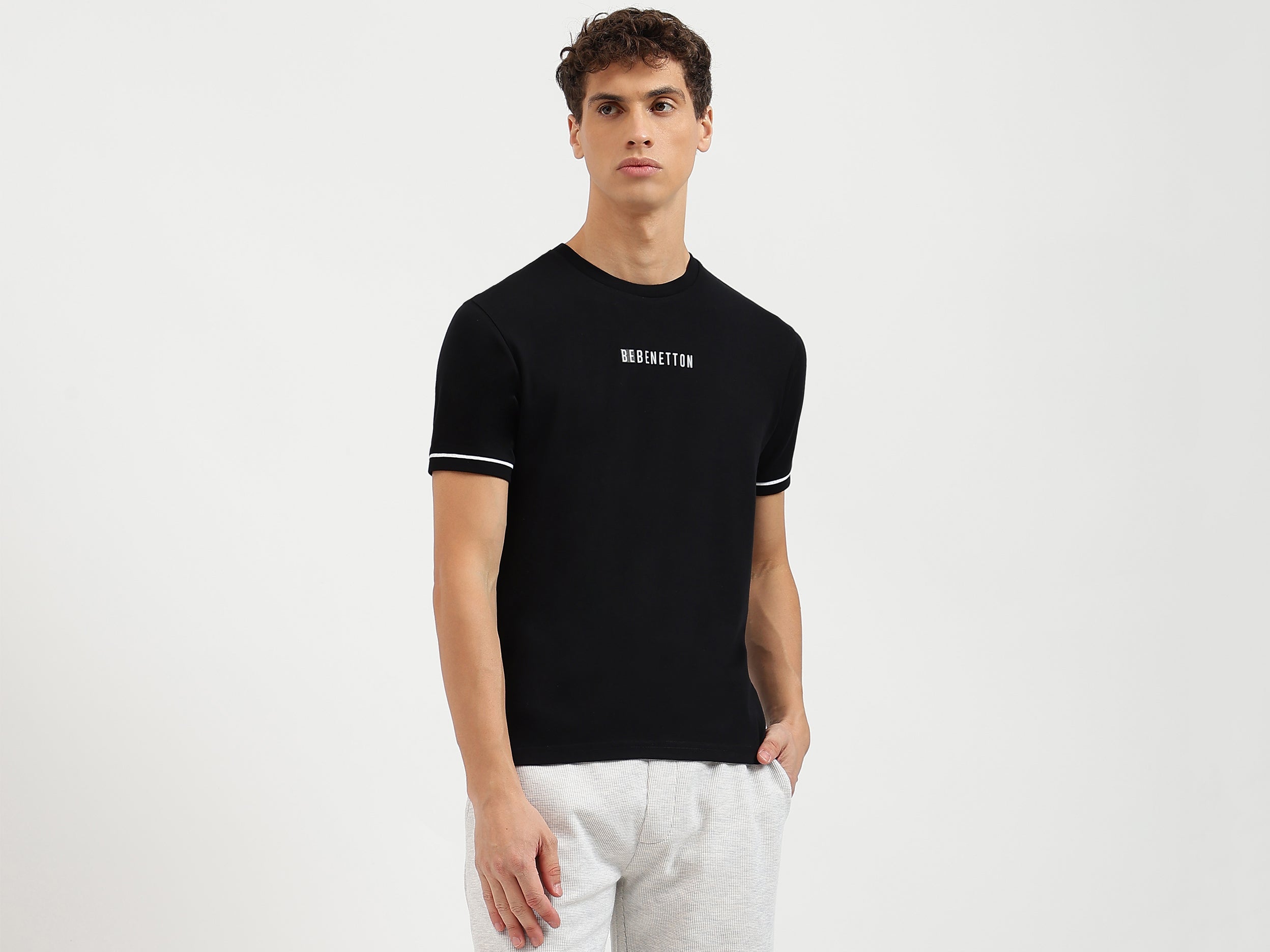 Relaxed Fit Round Neck Solid Tshirt