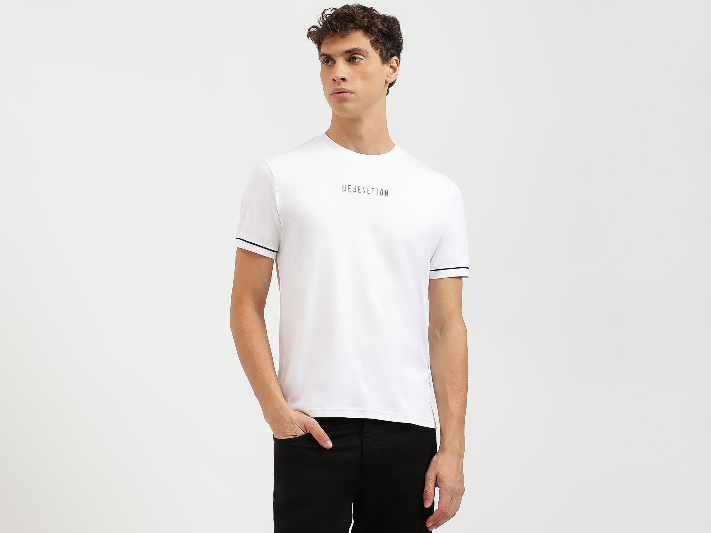 Relaxed Fit Round Neck Solid Tshirt