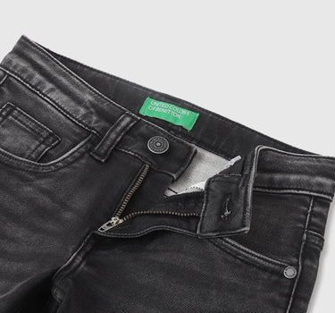 Solid Slim Fit Jeans