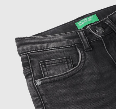 Solid Slim Fit Jeans