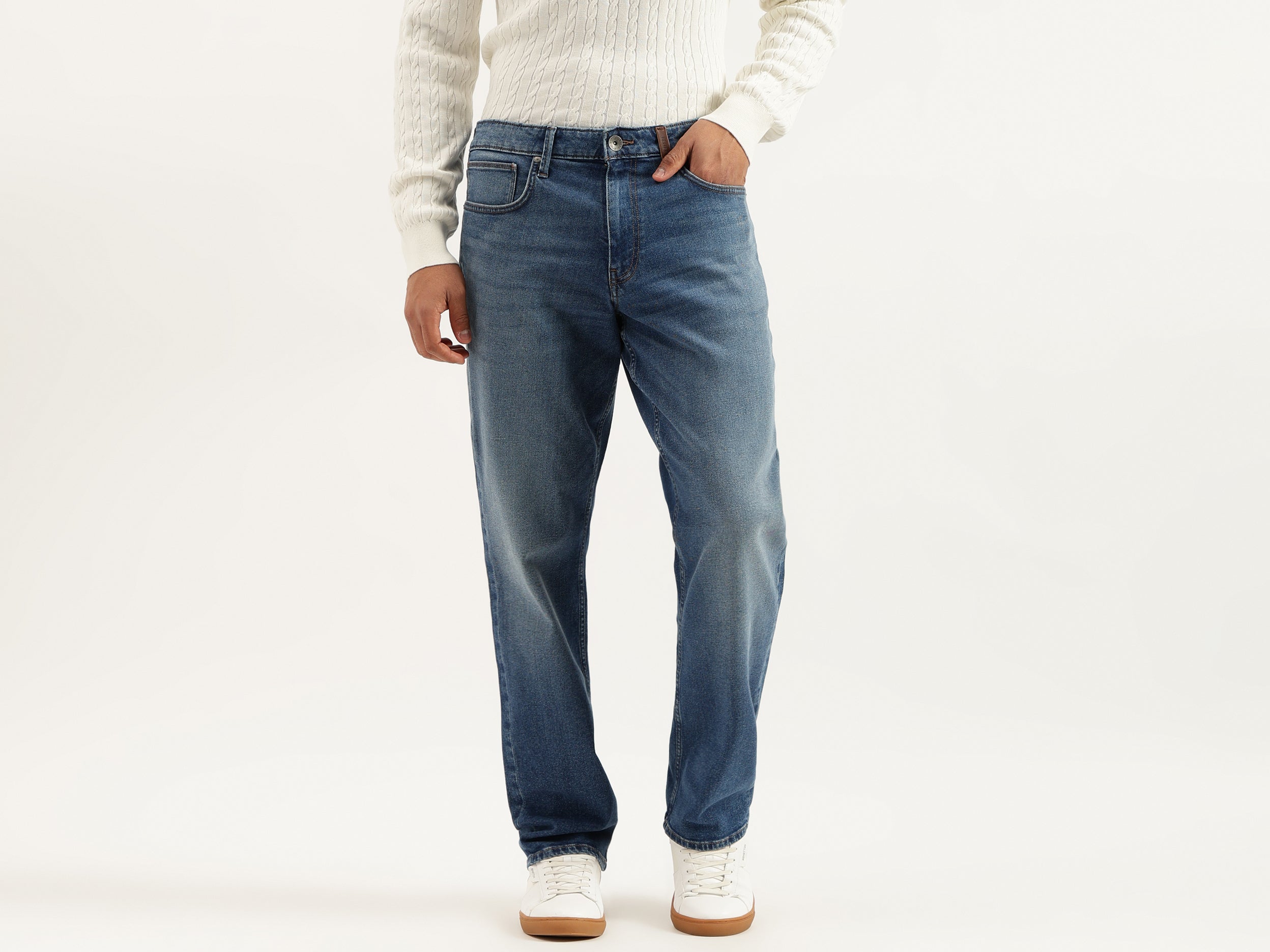 Solid Relaxed Fit Jeans