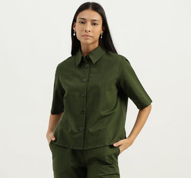 Spread Collar Solid Shirts