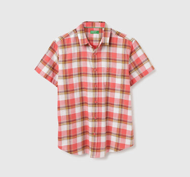 Regular Fit Spread Collar Checkered Shirts