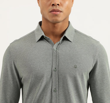 Regular Fit Spread Collar Solid Shirts