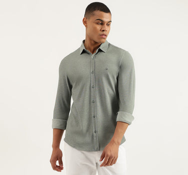 Regular Fit Spread Collar Solid Shirts