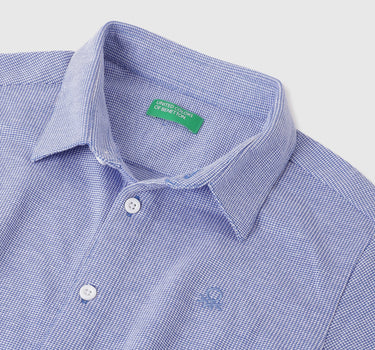 Regular Fit Spread Collar Textured Shirts