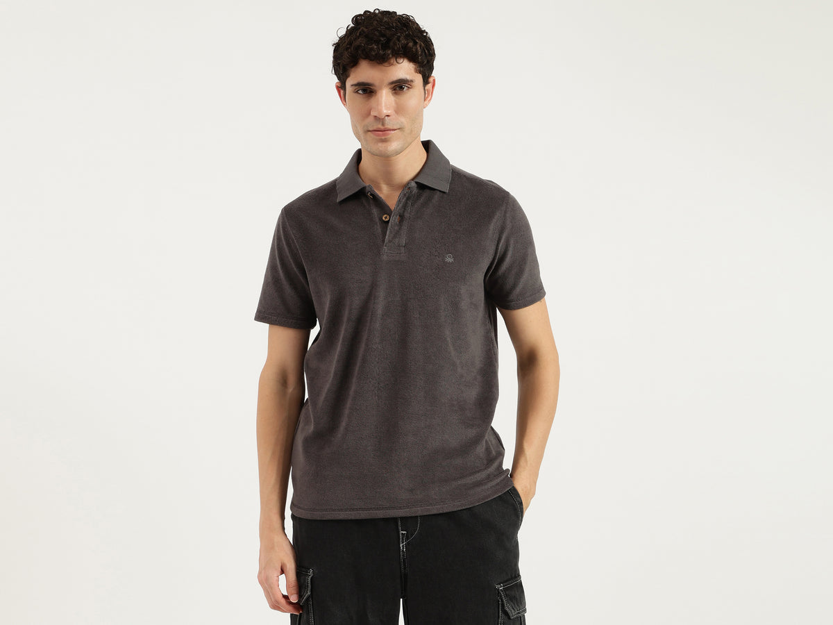 Men Relaxed Fit Polo Neck Textured Badge Towel T-Shirt