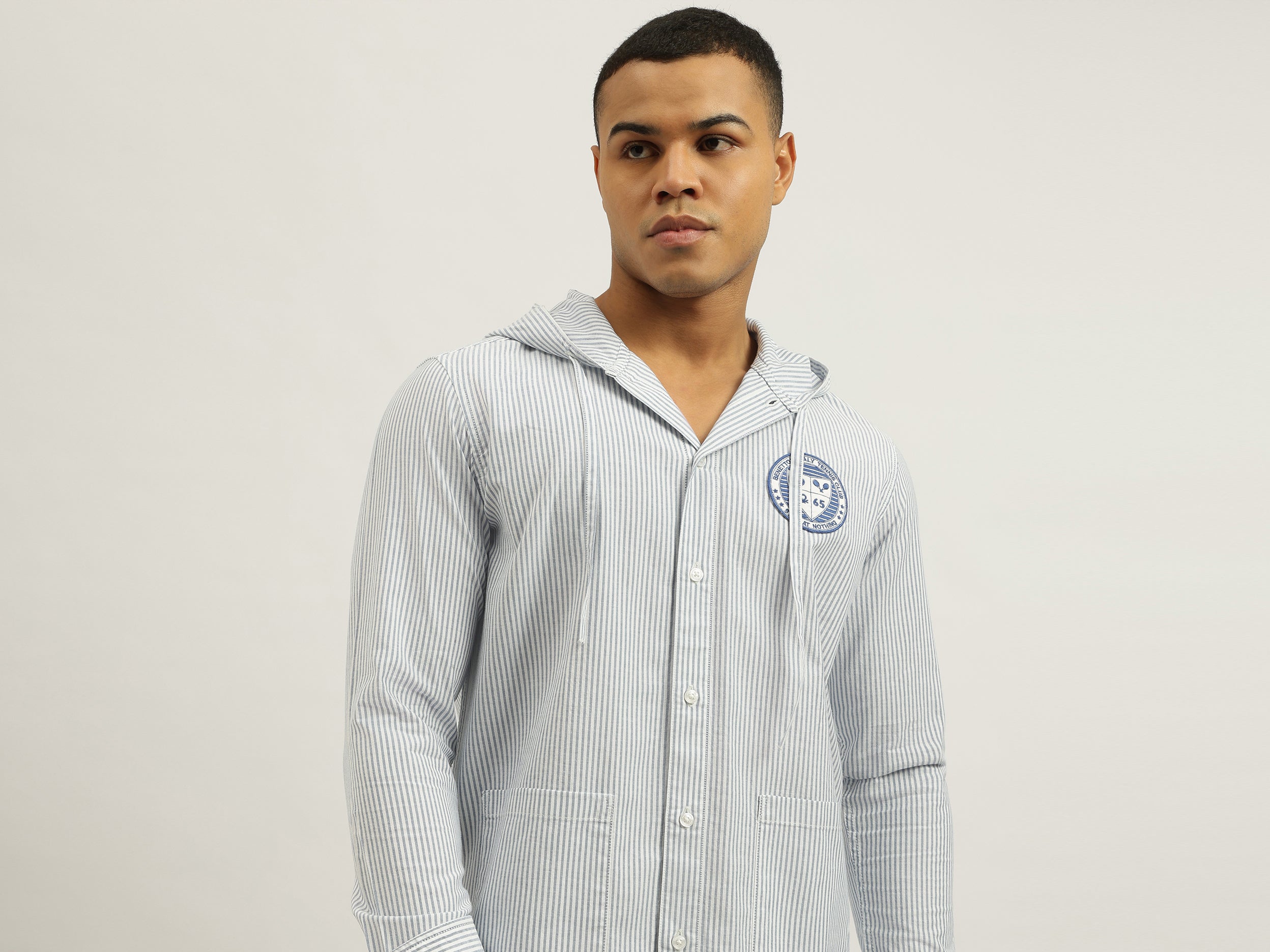 Men Relaxed Fit Striped Oxford Hooded Shacket – United Colors of ...