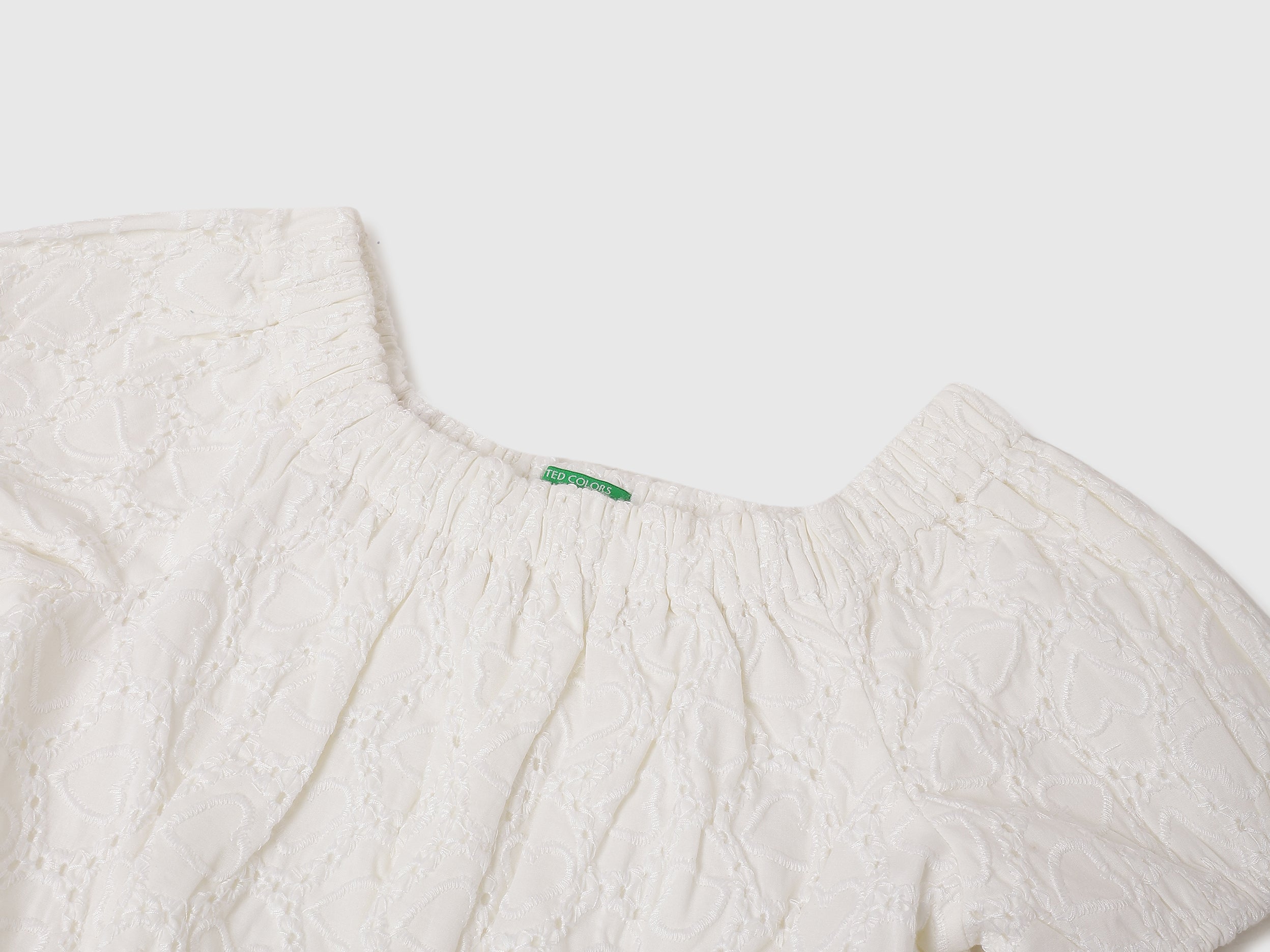 Cropped Fit Off Shoulder Heart Schiffli Bardot Top – United Colors