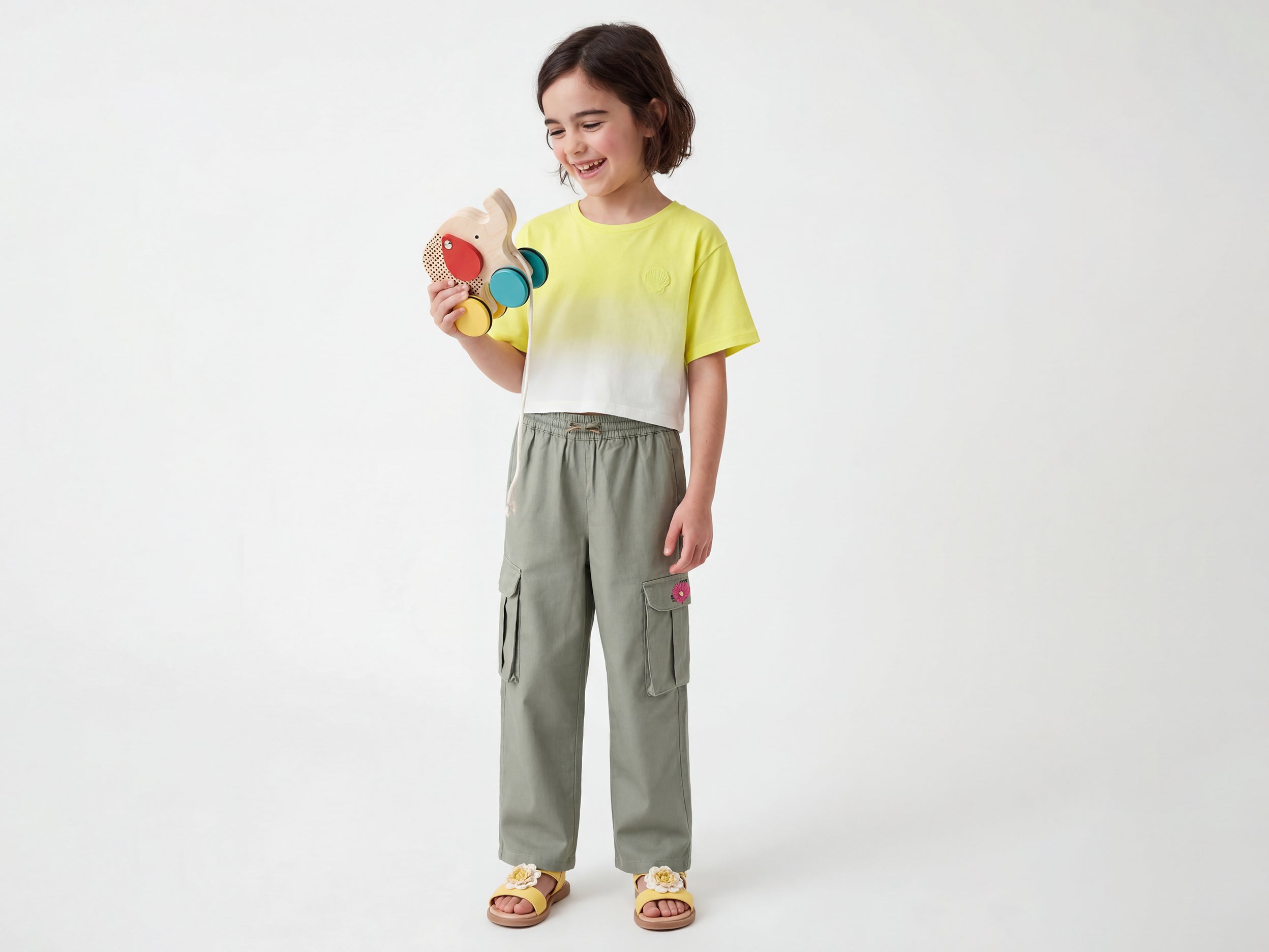 Girls Solid Regular Fit Cargo Pant