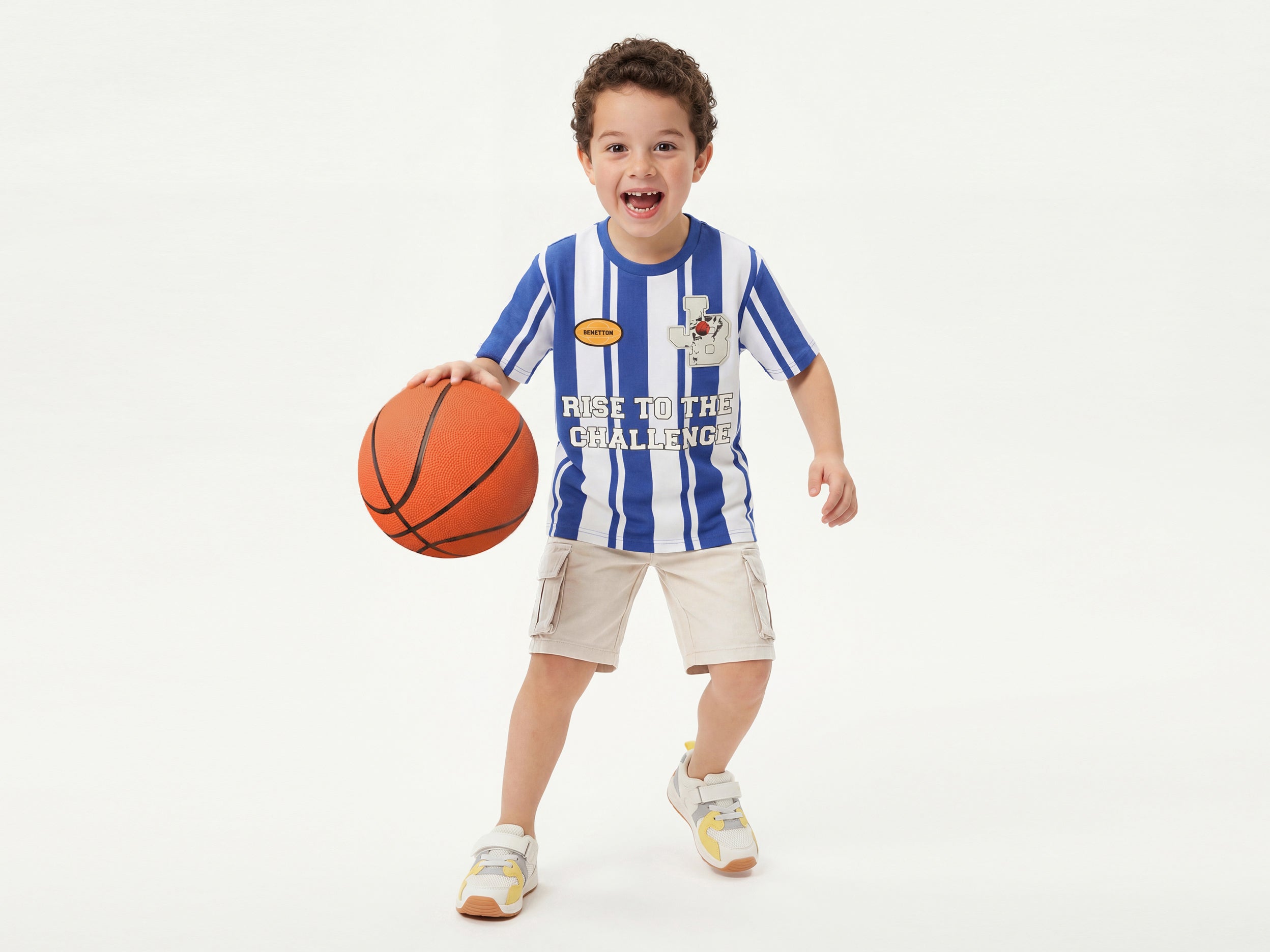 Boys Solid Regular Fit Cargo Shorts
