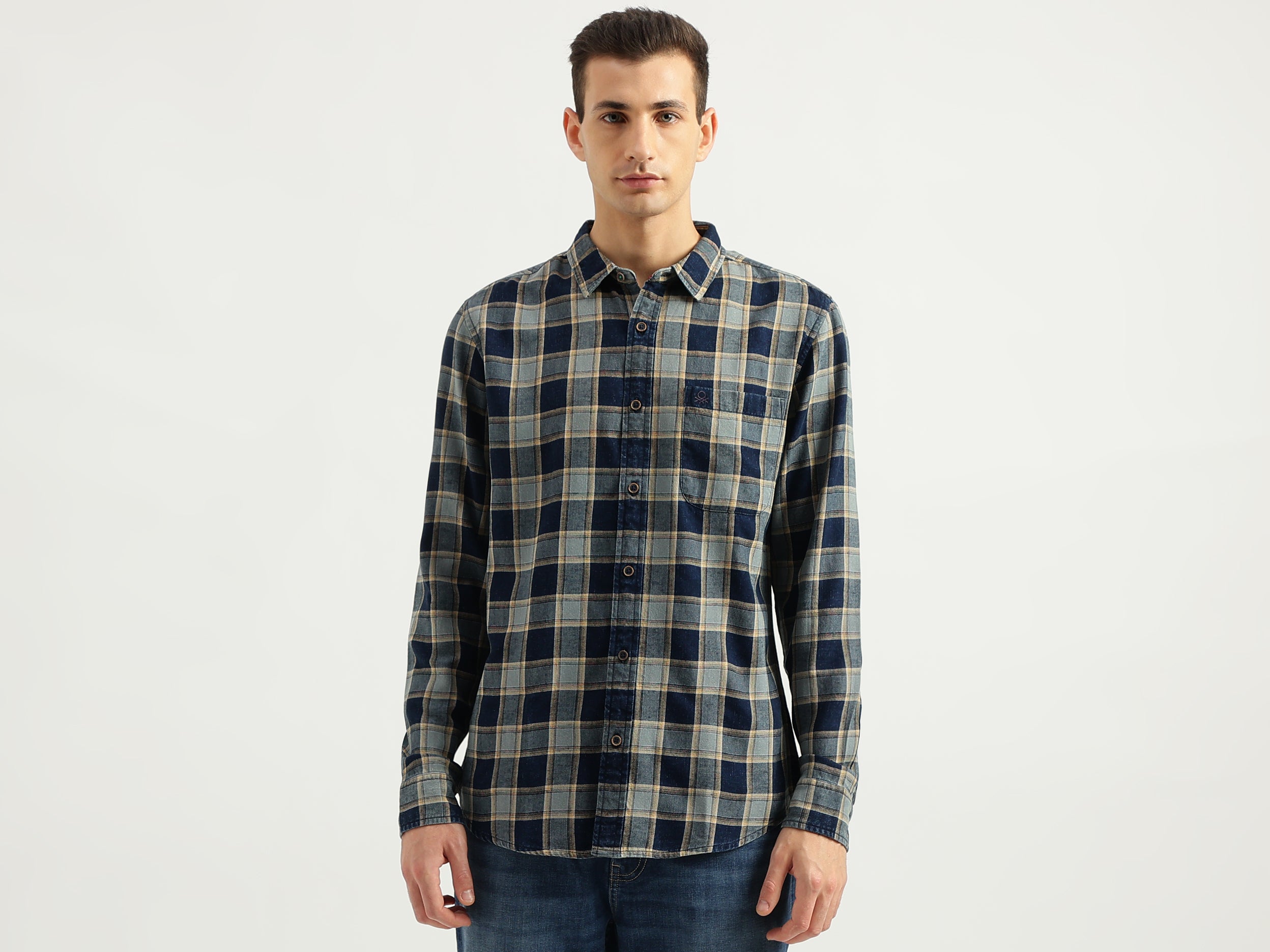 Men's Regular Fit Spread Collar Checked Shirts