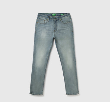 Solid Mid Rise Slim Straight Jeans