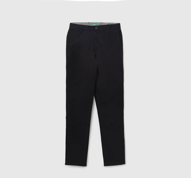 Men's Solid Slim Fit Trousers with Button Closure