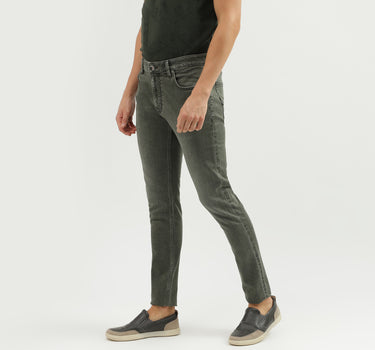 Men's Solid Slim Tapered Fit Jeans