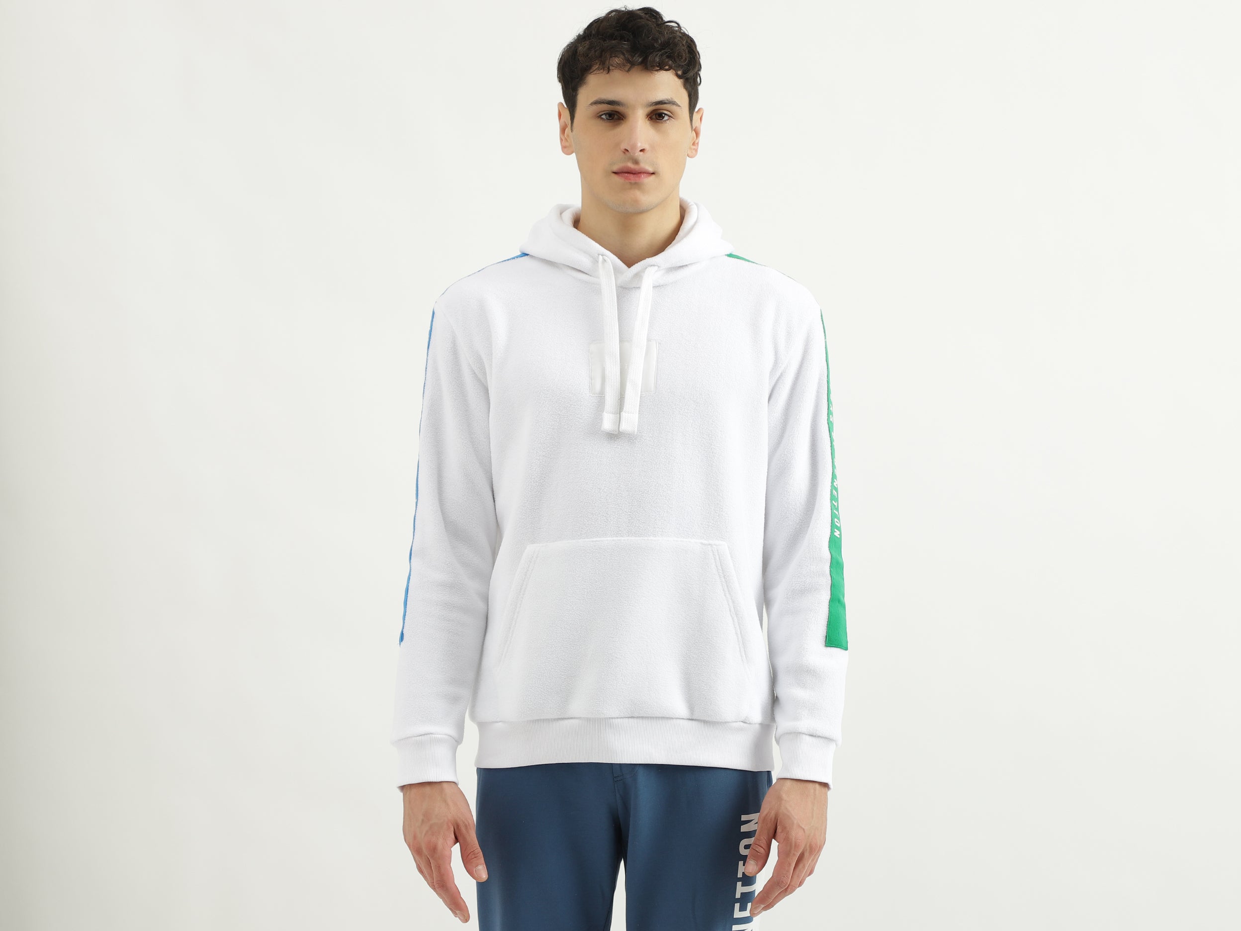 Hooded Neck Solid Sweatshirt