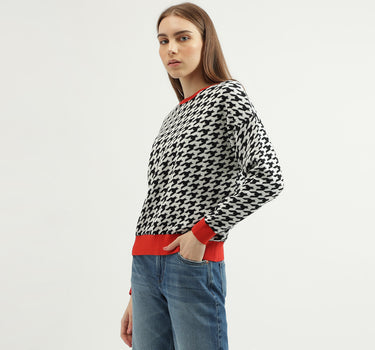 Women's Regular Fit Crew Neck Houndstooth Sweater