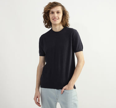 Men Solid Round Neck T-shirt