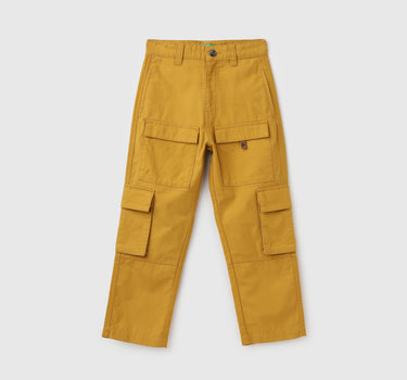 Solid Regular Fit Mid Rise Trousers