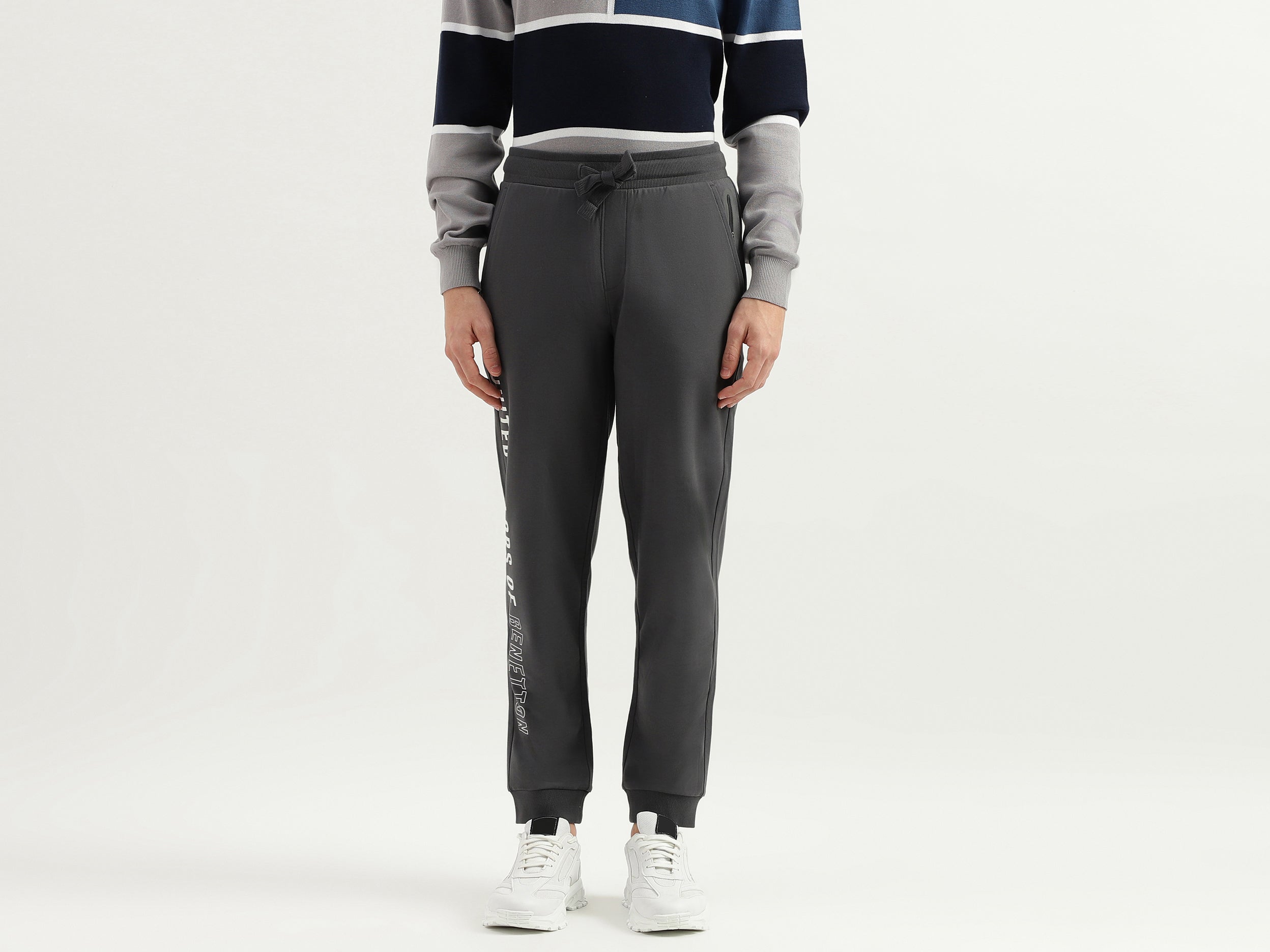 Printed Mid Rise Regular Fit Joggers