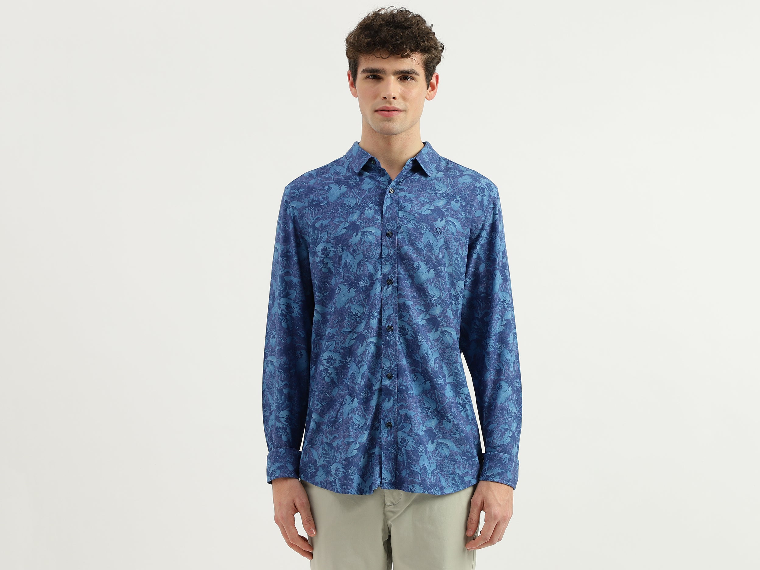 Slim Fit Spread Collar Floral Print Shirt