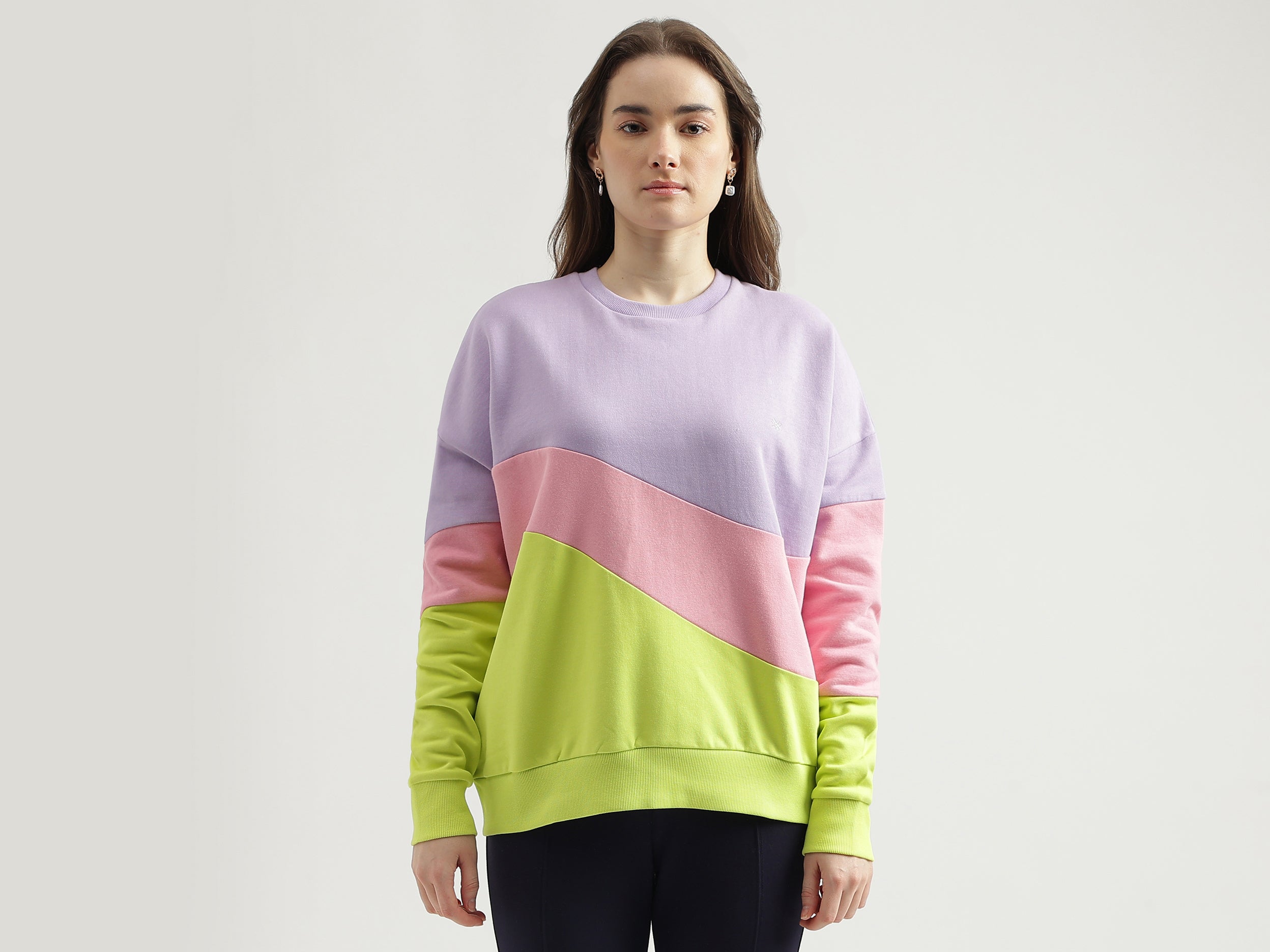 Regular Fit Crew Neck Colorblocked Women's Sweatshirt