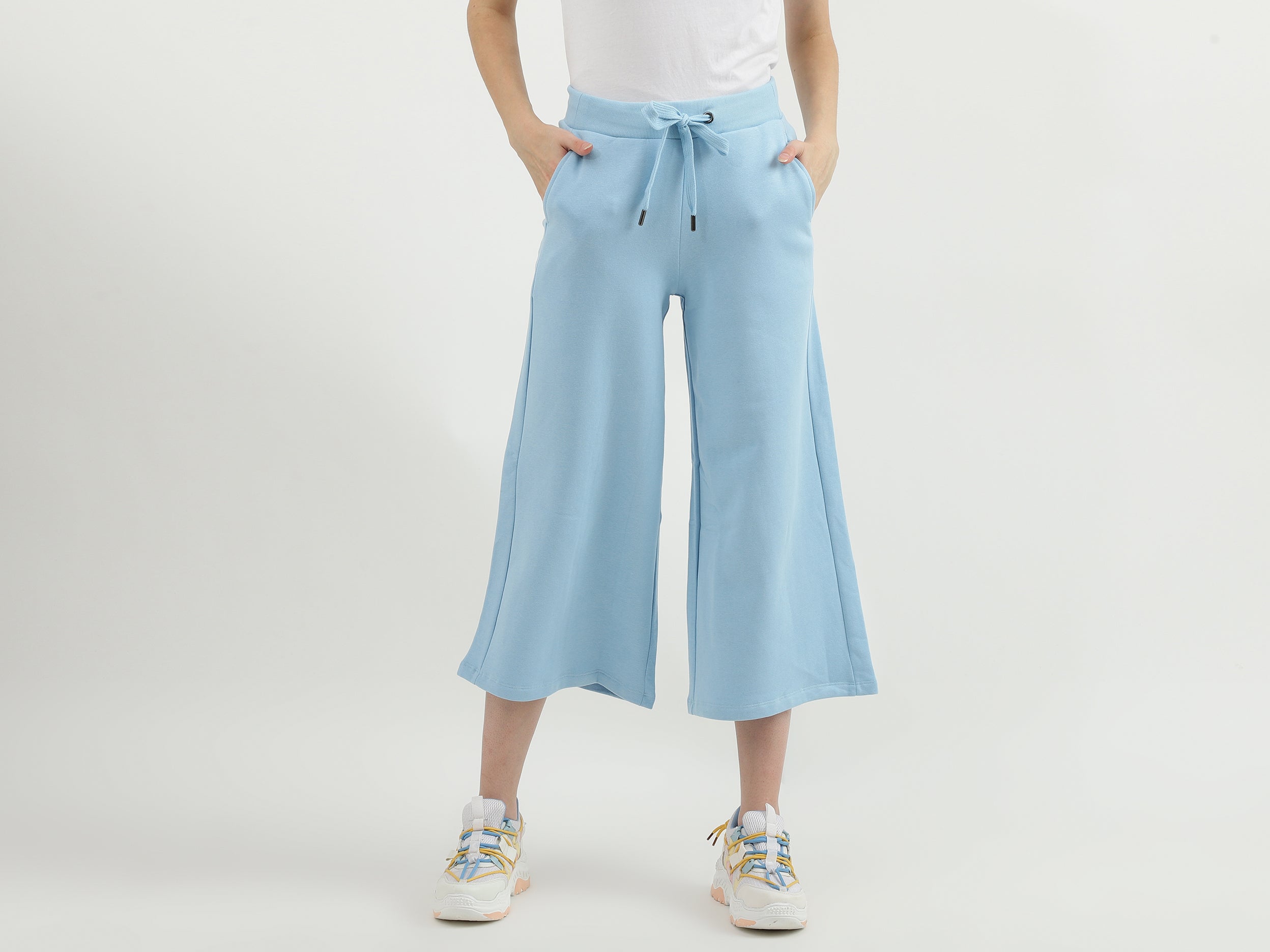 Women Solid Wide Leg Culottes