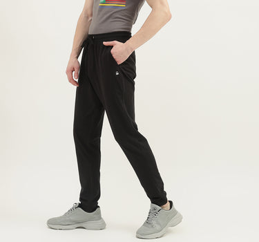 Men Solid Regular Fit Joggers