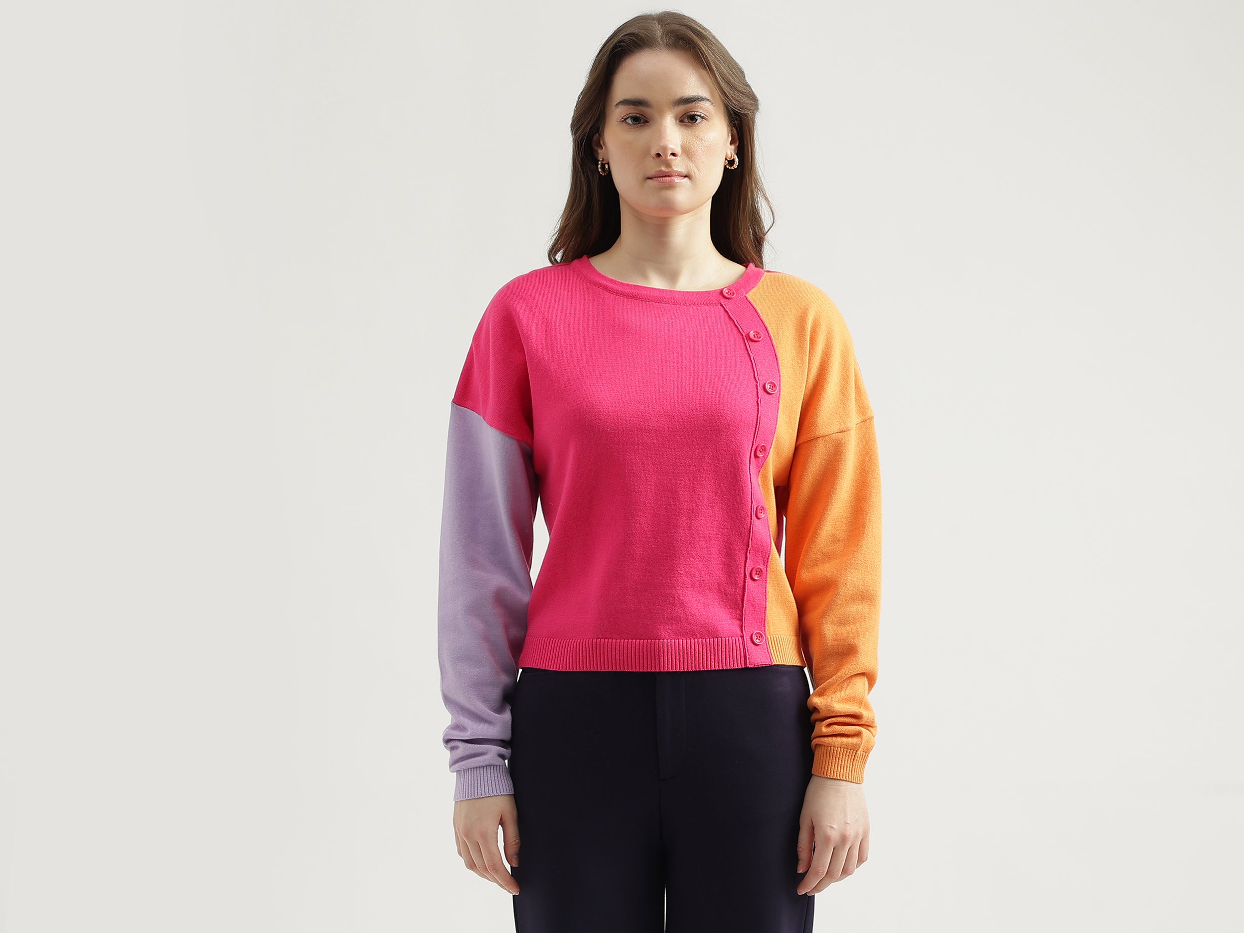 Women's Regular Fit Crew Neck Colorblock Sweater