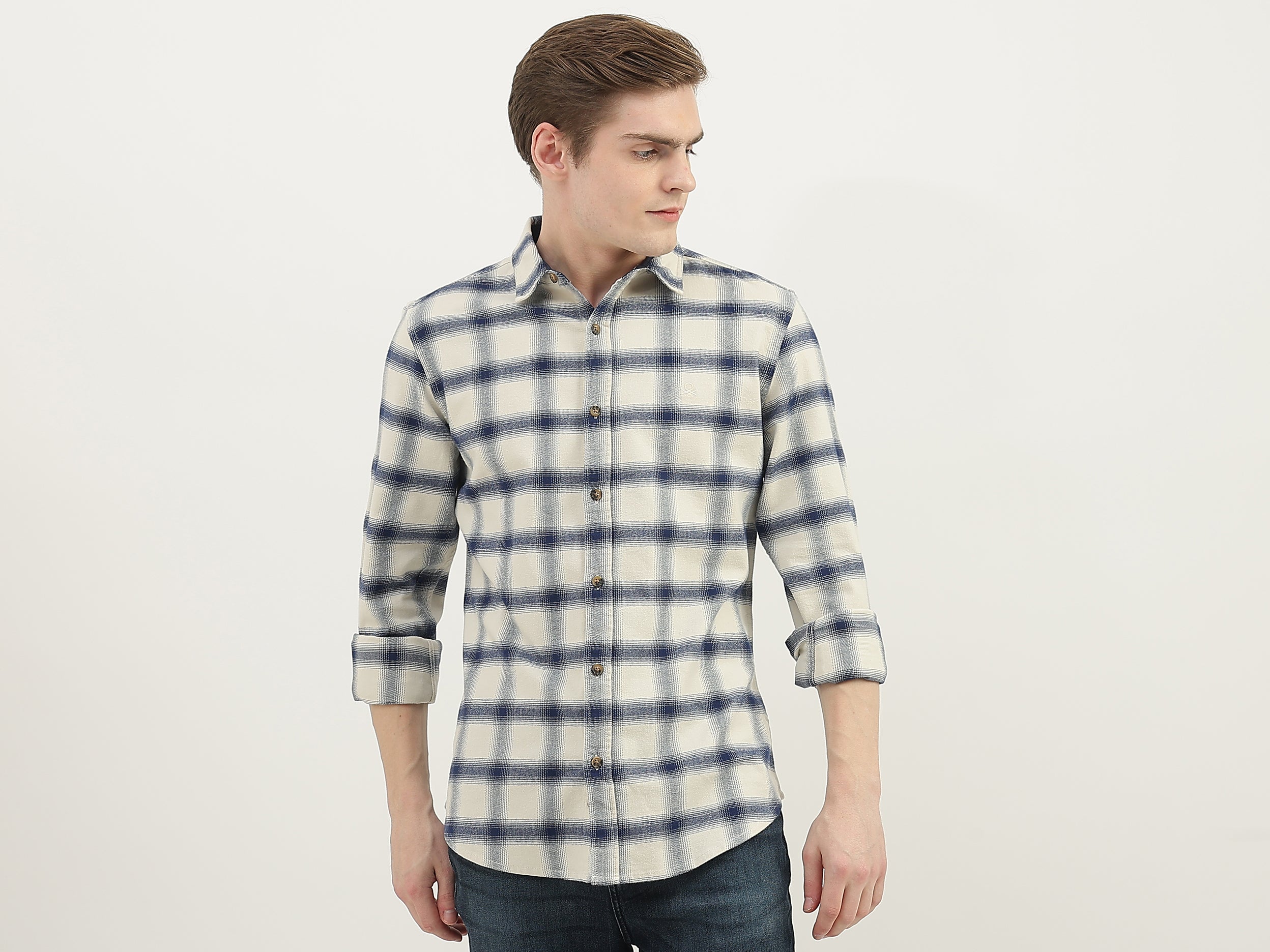 Men Checked Spread Collar Shirt