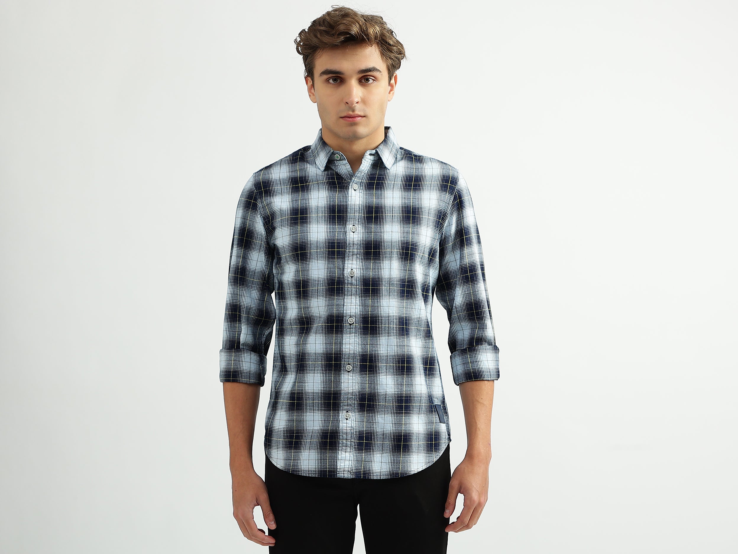 Men Checked Spread Collar Shirt