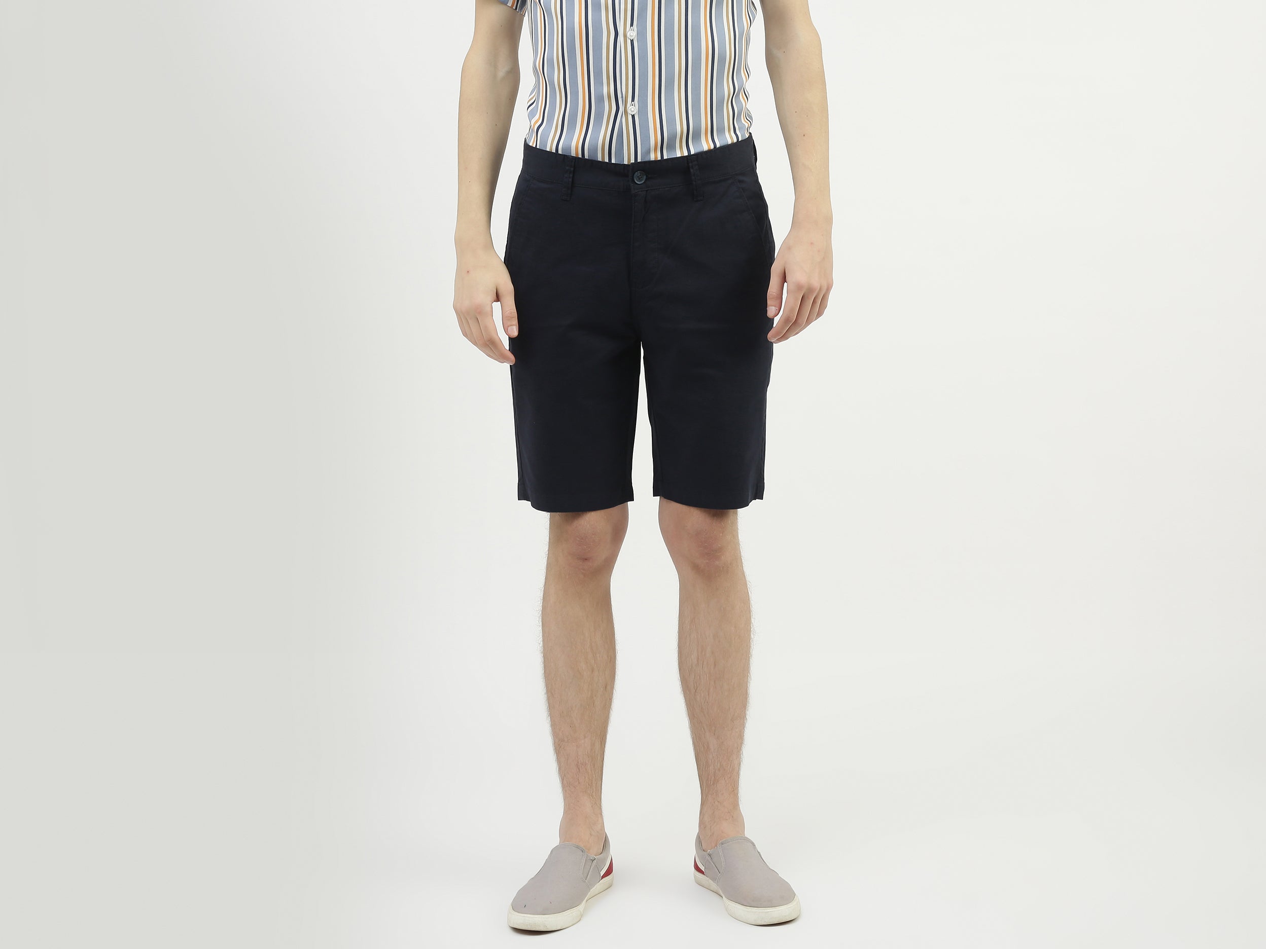 Men Solid Slim Fit Shorts