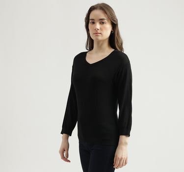 Women's Regular Fit V-Neck Solid Sweater