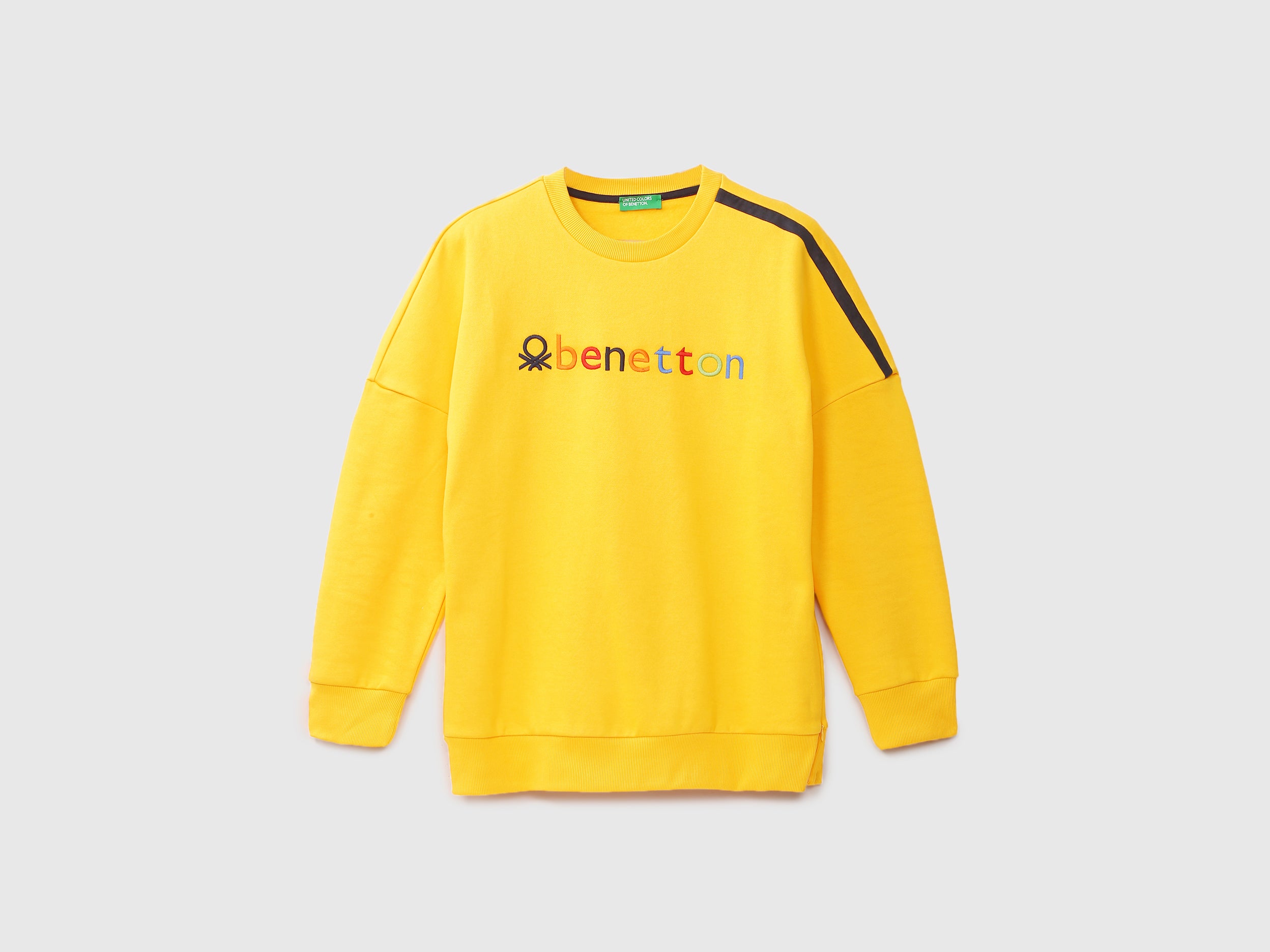 Men Yellow Embroidered Regular Sweatshirt United Colors of Benetton Store