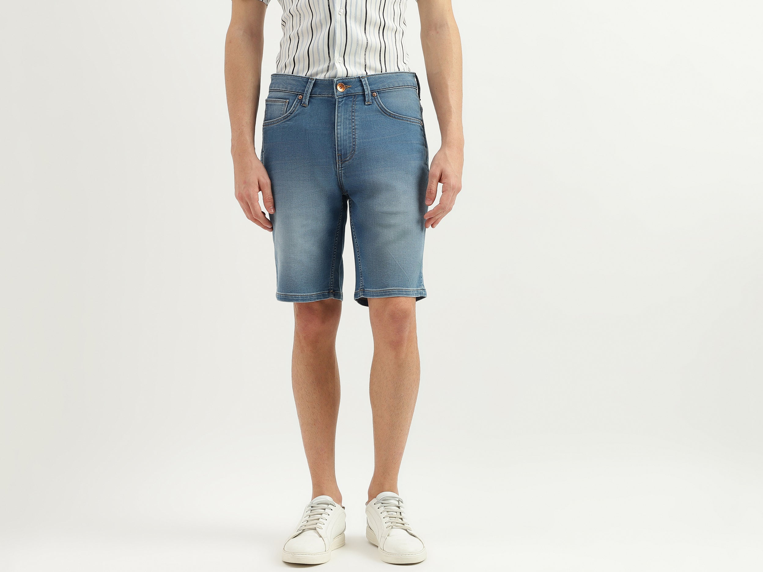 Solid Mid Rise Slim Fit Shorts