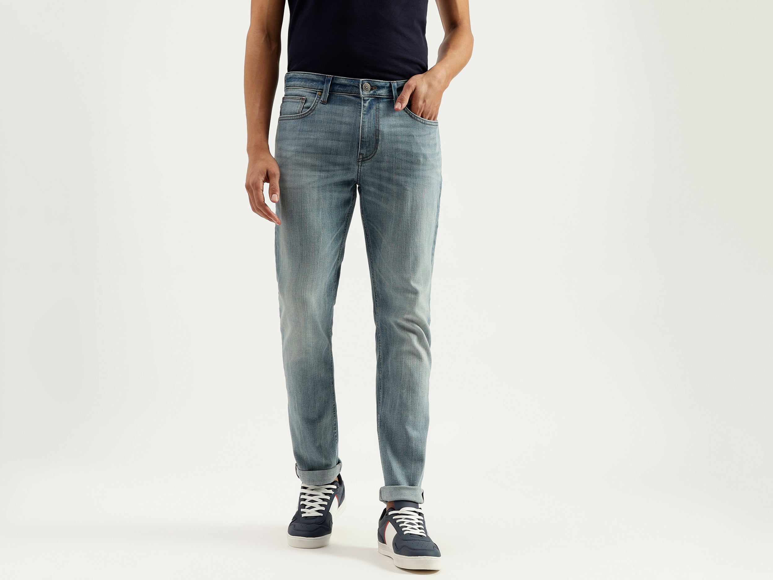 Solid Mid Rise Slim Straight Jeans