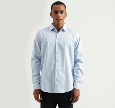 Men's Slim Fit Cutaway Collar Textured Shirts